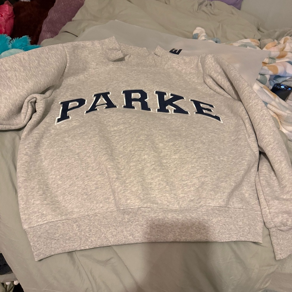 Parke small/med  Light Gray Sweatshirt with Navy Accents NEW Authentic - Picture 2 of 10
